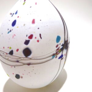 Close Up Shakspeare Glass White Pebble Perfume