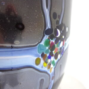Close Up Shakspeare Glass Black Pebble X Large Open