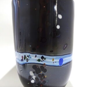 Side 2 Shakspeare Glass Black Pebble X Large Open