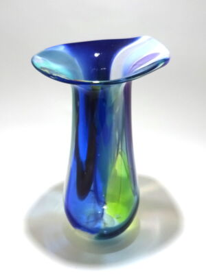 WS51 Shakspeare Glass Nougat Medium Vase