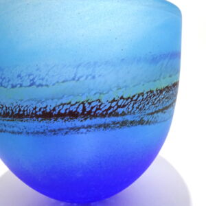 Close Up Shakspeare Glass Coast Medium Bowl