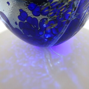 Close Up Bottom Shakspeare Glass Lustre Rocks XX Large Open