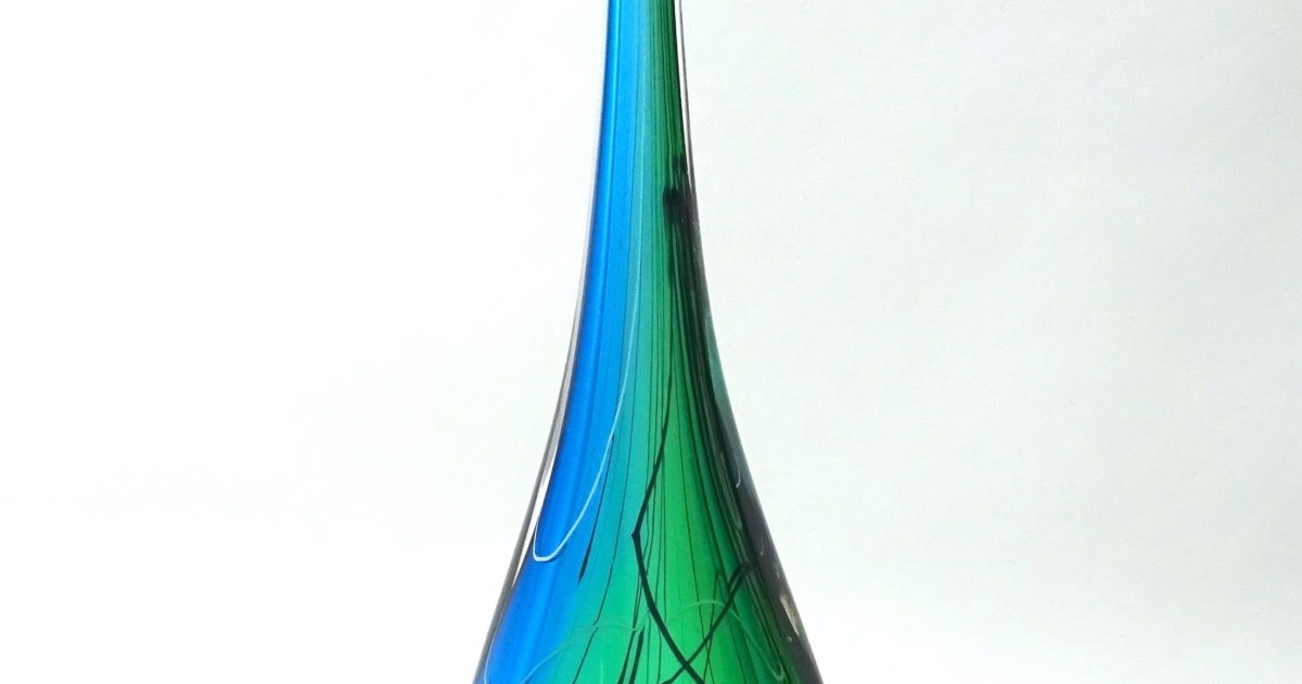 Elipse Stem Vase (Green) by Stuart Akroyd (Blown Glass)